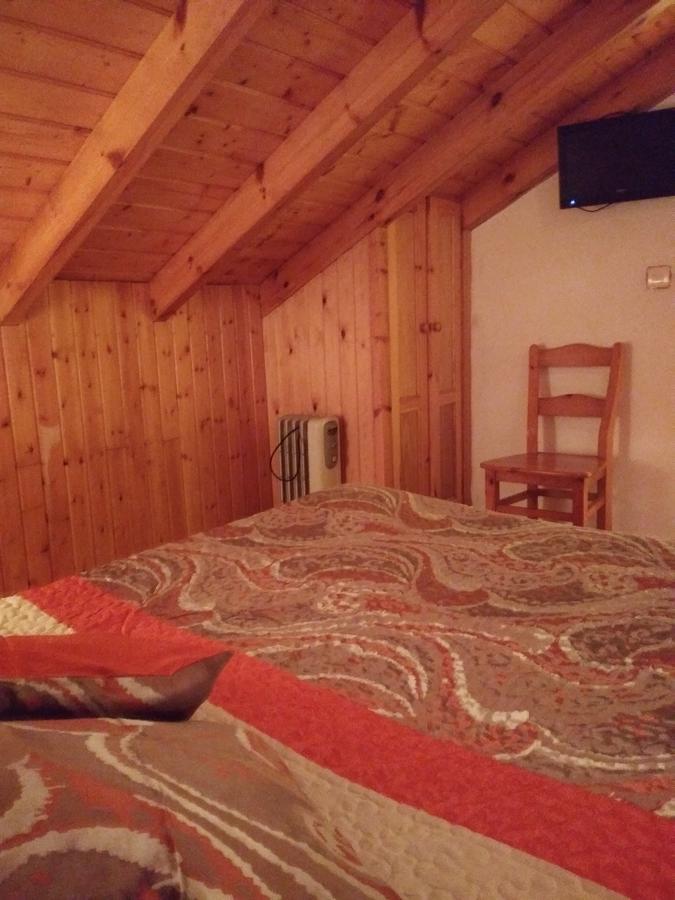 Affittacamere Casa De Aldea La Ablanera Onís Esterno foto